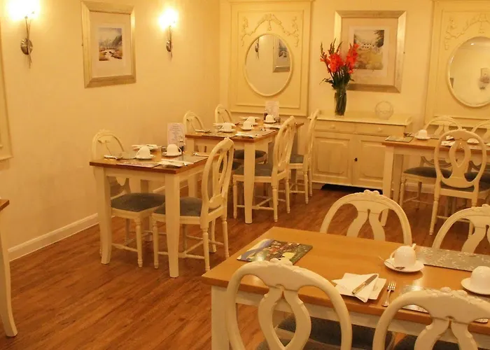 Lingwood 4* باونيس أون وينديرمير